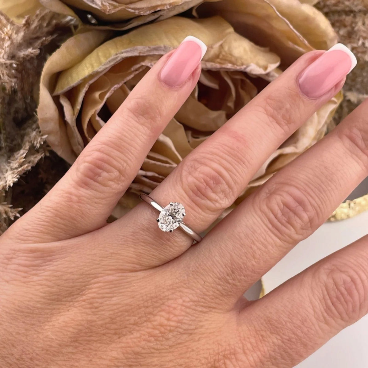 18ct White Gold 1.00ct Lab Grown Diamond Oval Cut Engagement Ring - Samuel Perry
