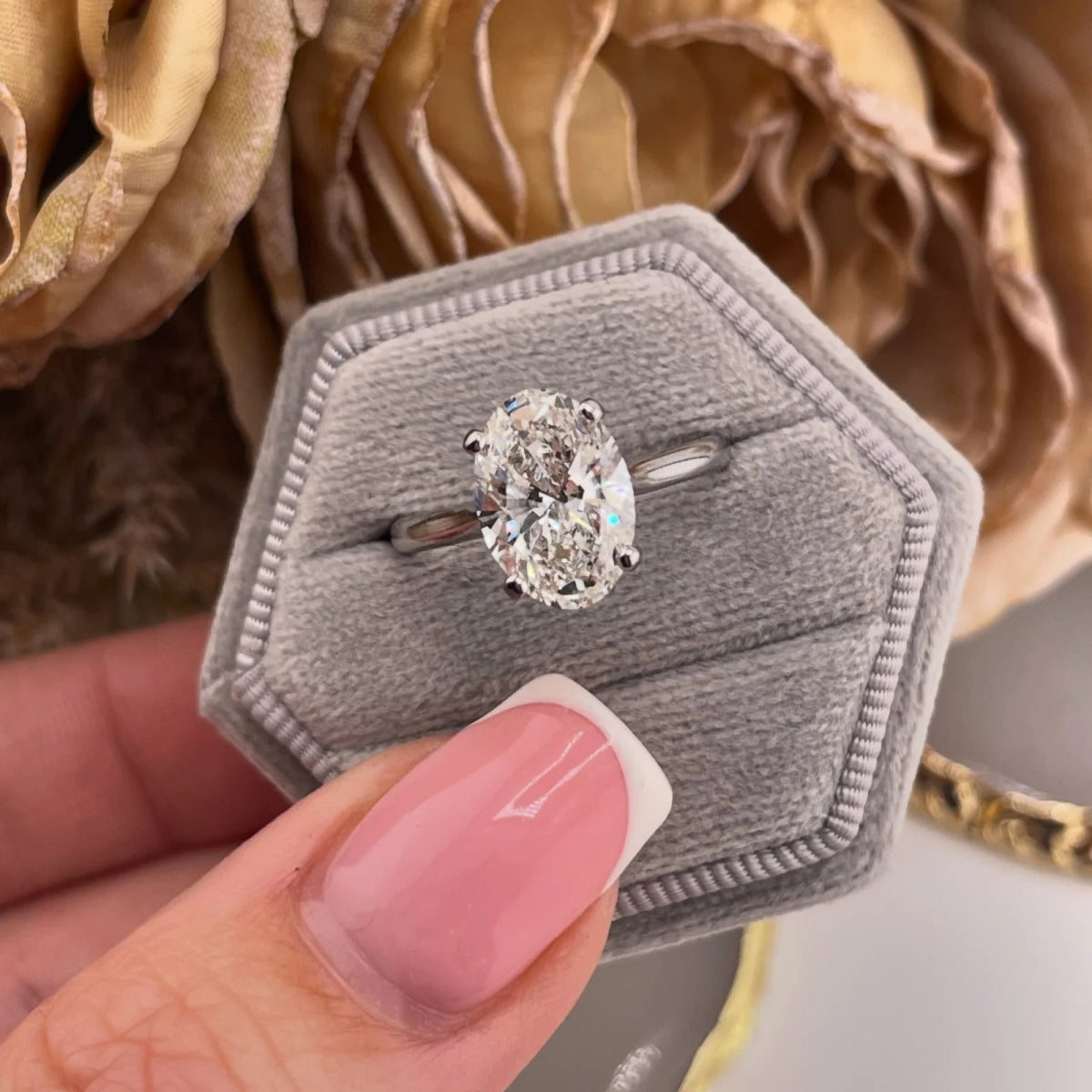 18ct White Gold 3.00ct Lab Grown Diamond Oval Cut Engagement Ring - Samuel Perry