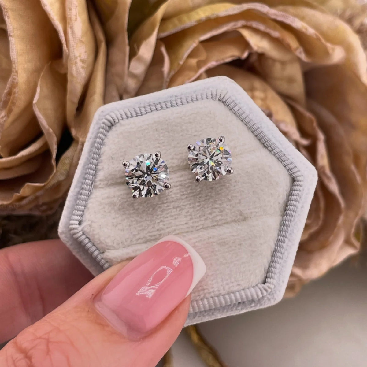 18ct White Gold 4.00ct Lab Grown Diamond Solitaire Earrings - Samuel Perry