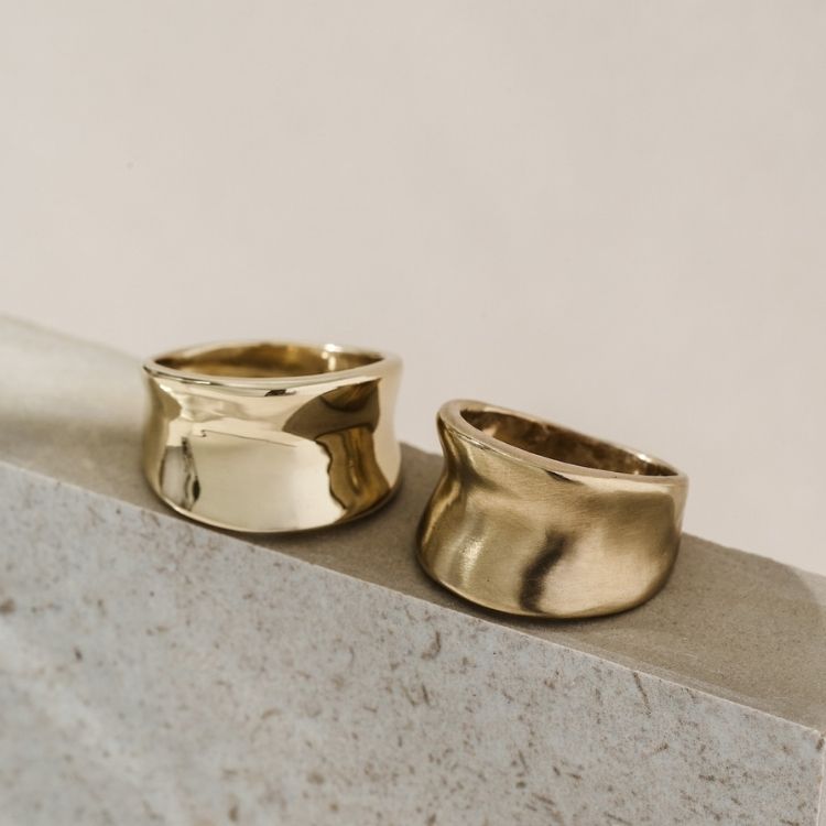 18ct Yellow Gold Saddle Ring - Samuel Perry