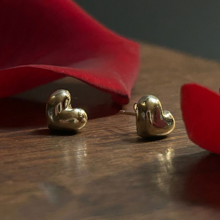 9ct Yellow Gold Chunky Puffy Heart Stud Earrings - Samuel Perry