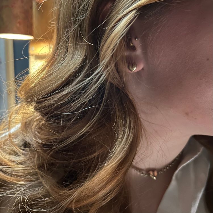 9ct Yellow Gold Chunky Puffy Heart Stud Earrings - Samuel Perry