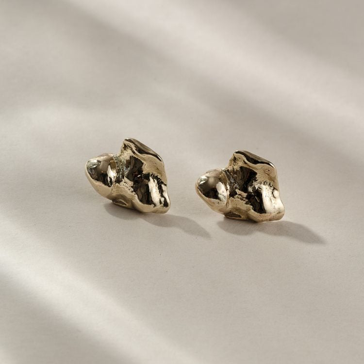 9ct Yellow Gold Water Cast Heart Stud Earrings - Samuel Perry