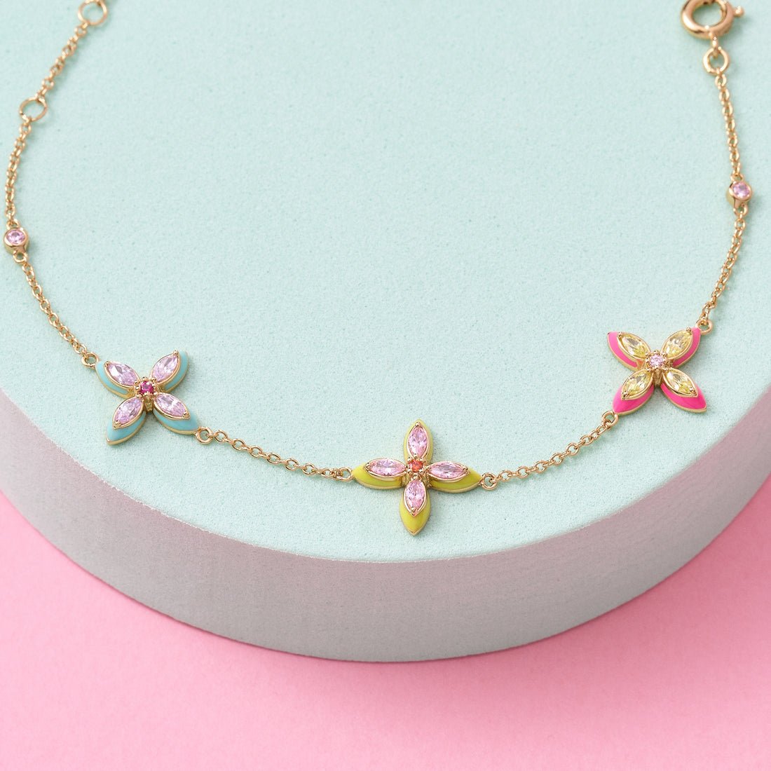 Clover Sherbert Enamel Bracelet Gold - Samuel Perry