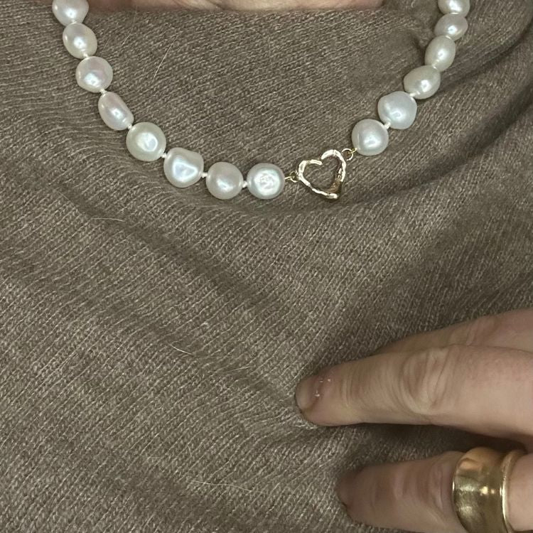 Cultured pearl and 9ct Yellow Gold Molten Heart Choker - Samuel Perry