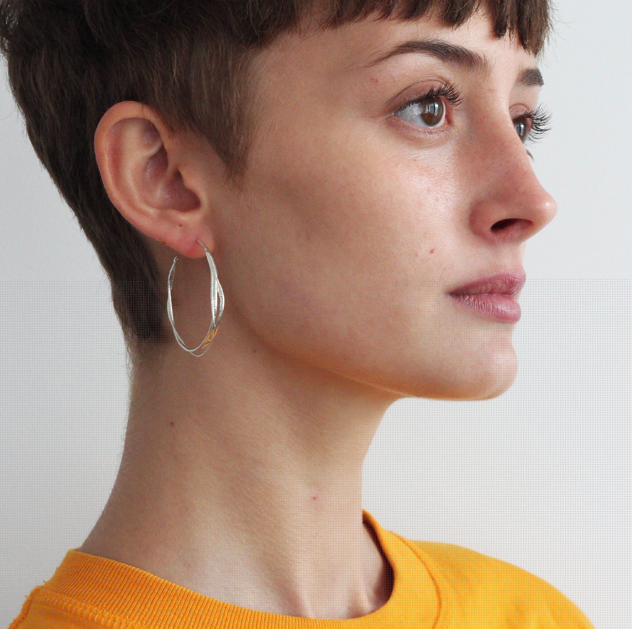 Fine Twist Hoop Earrings - Samuel Perry