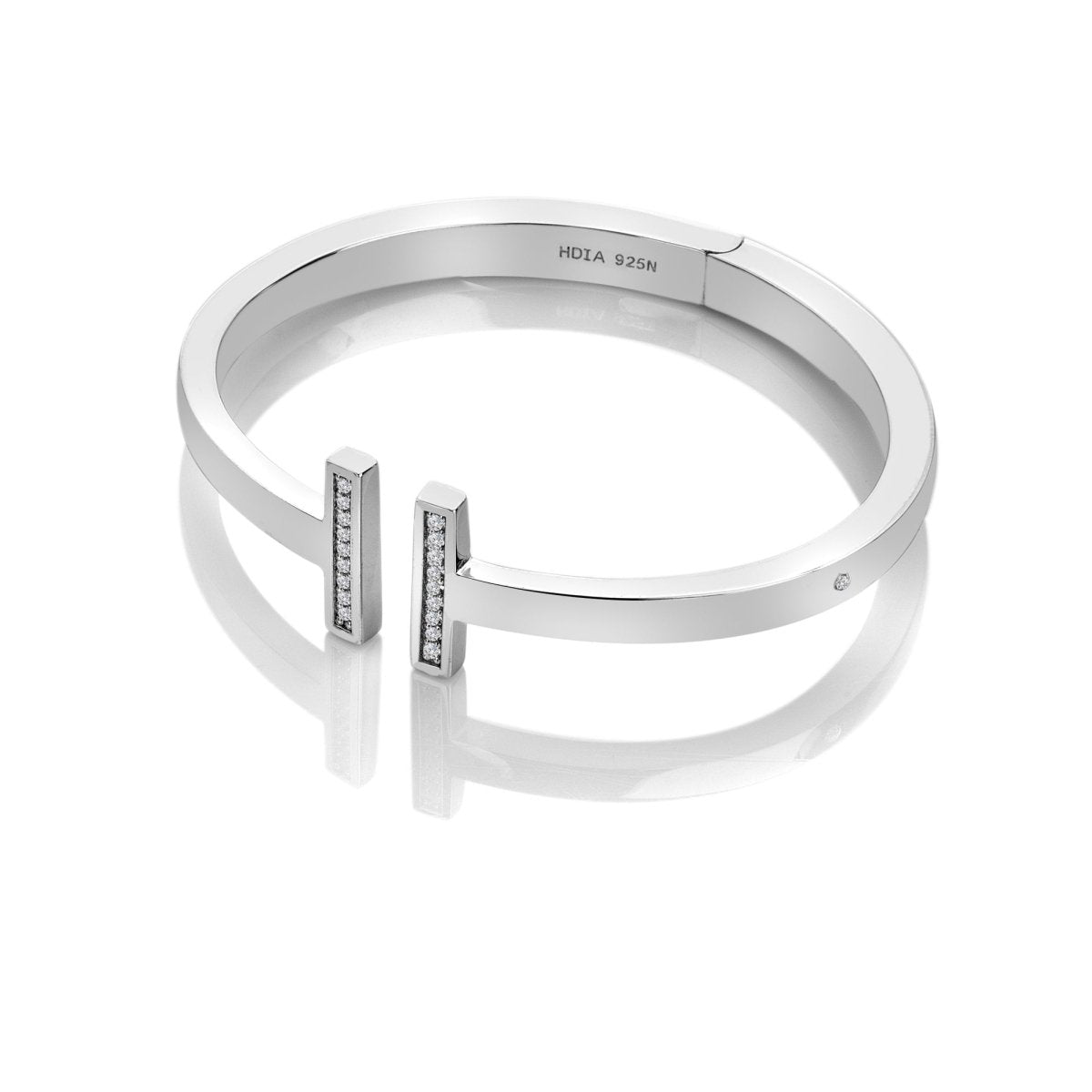 HD X TG T - Bar Bangle - Samuel Perry