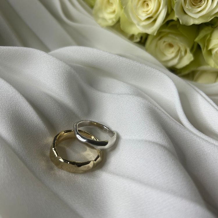 Luna 9ct Yellow Gold Ring - Samuel Perry