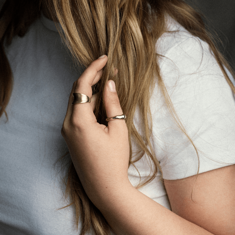 Molten 18ct Gold Ring - Small - Samuel Perry