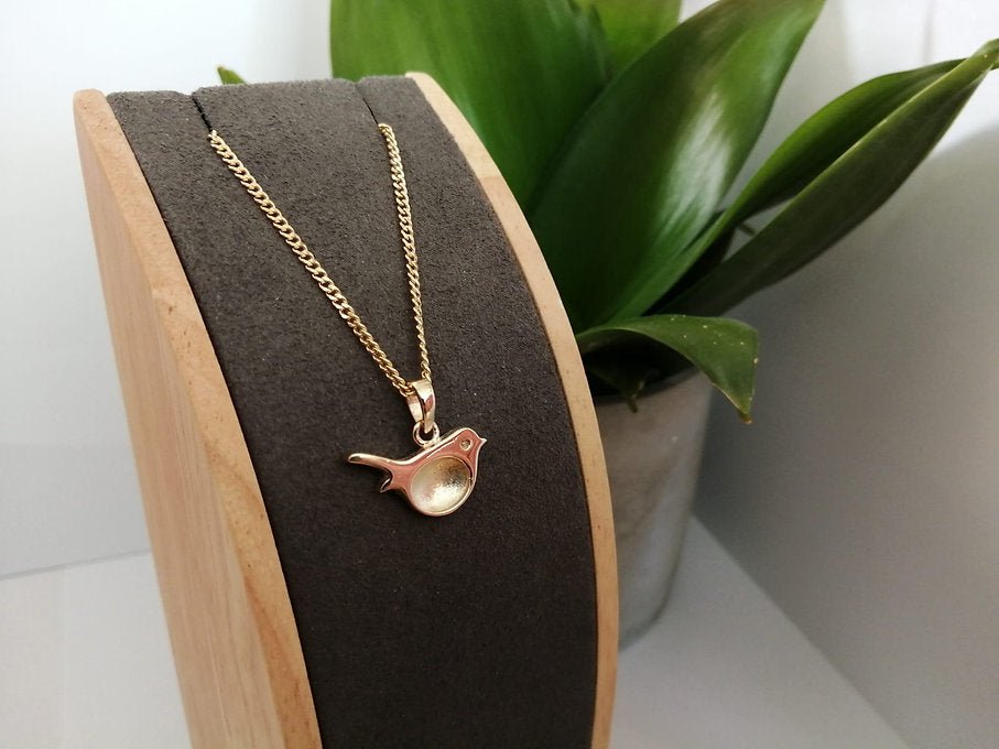 Robin Memorial Necklace in 9ct Yellow Gold - Samuel Perry