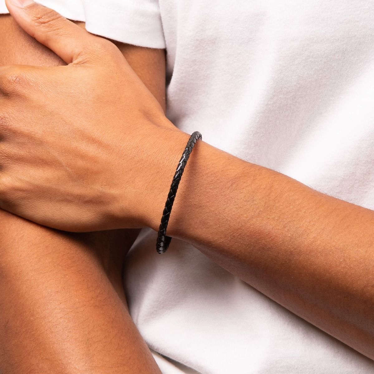 Skinny Leather Bracelet With Magnetic Clasp - Samuel Perry