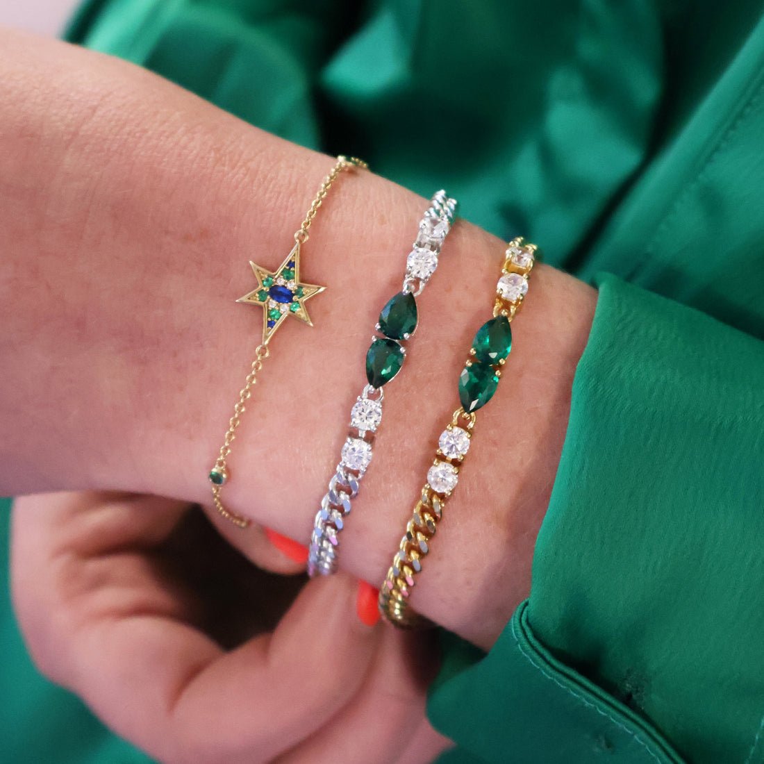 Sofia Teardrop Curb Chain Bracelet Emerald Green CZ and Silver - Samuel Perry