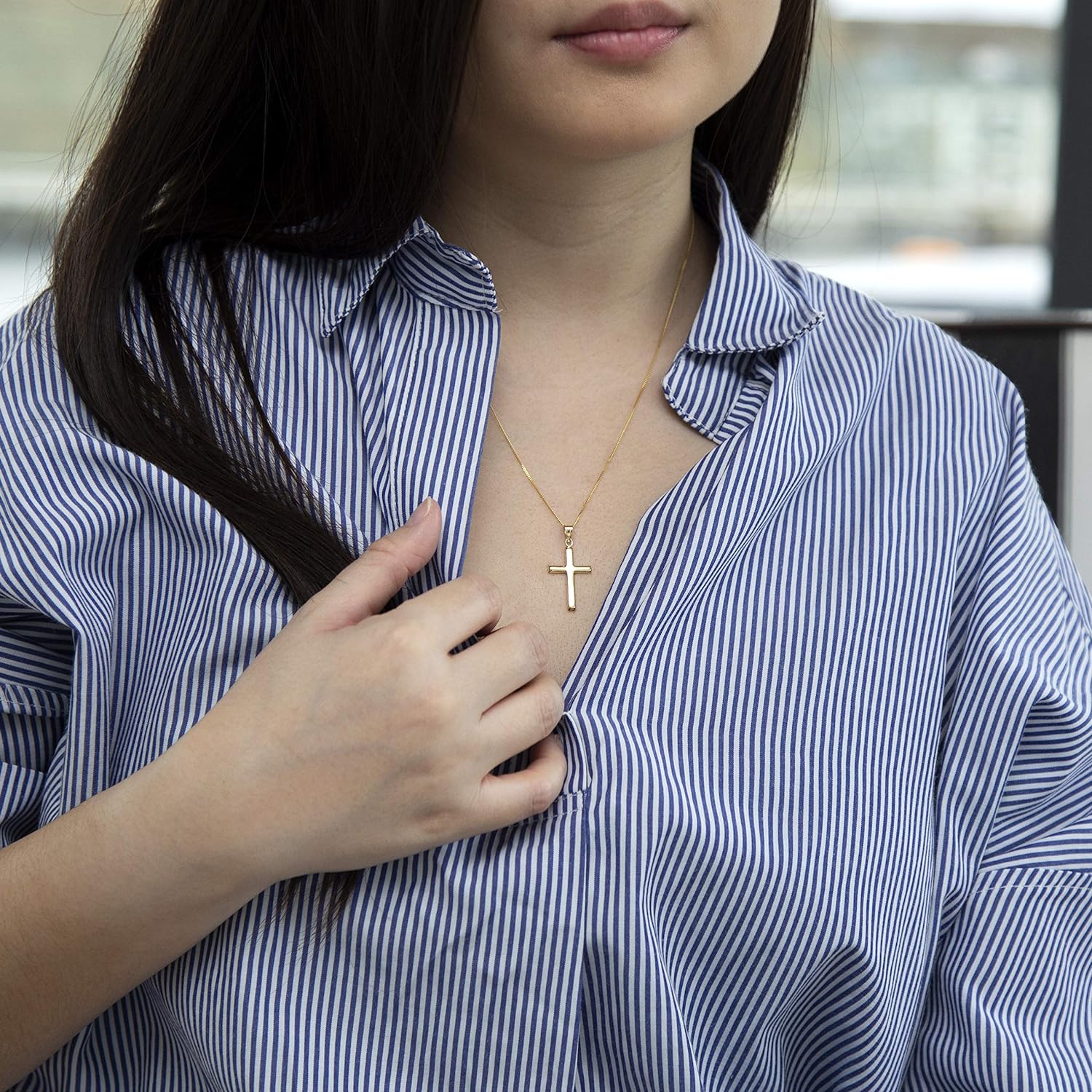 9ct Gold 25mm Cross Pendant, 16" - 20" Chain Length Options, The Perfect Gift - Samuel Perry