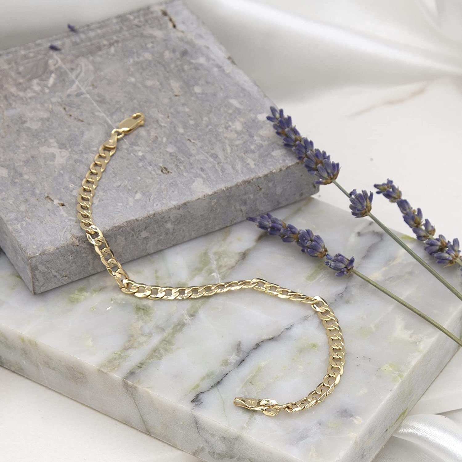 9ct Gold Curb Bracelet for Men - 5mm Width, 8.5" Length, 3.30g - Custom Length Available - Luxury Gift Box - Samuel Perry