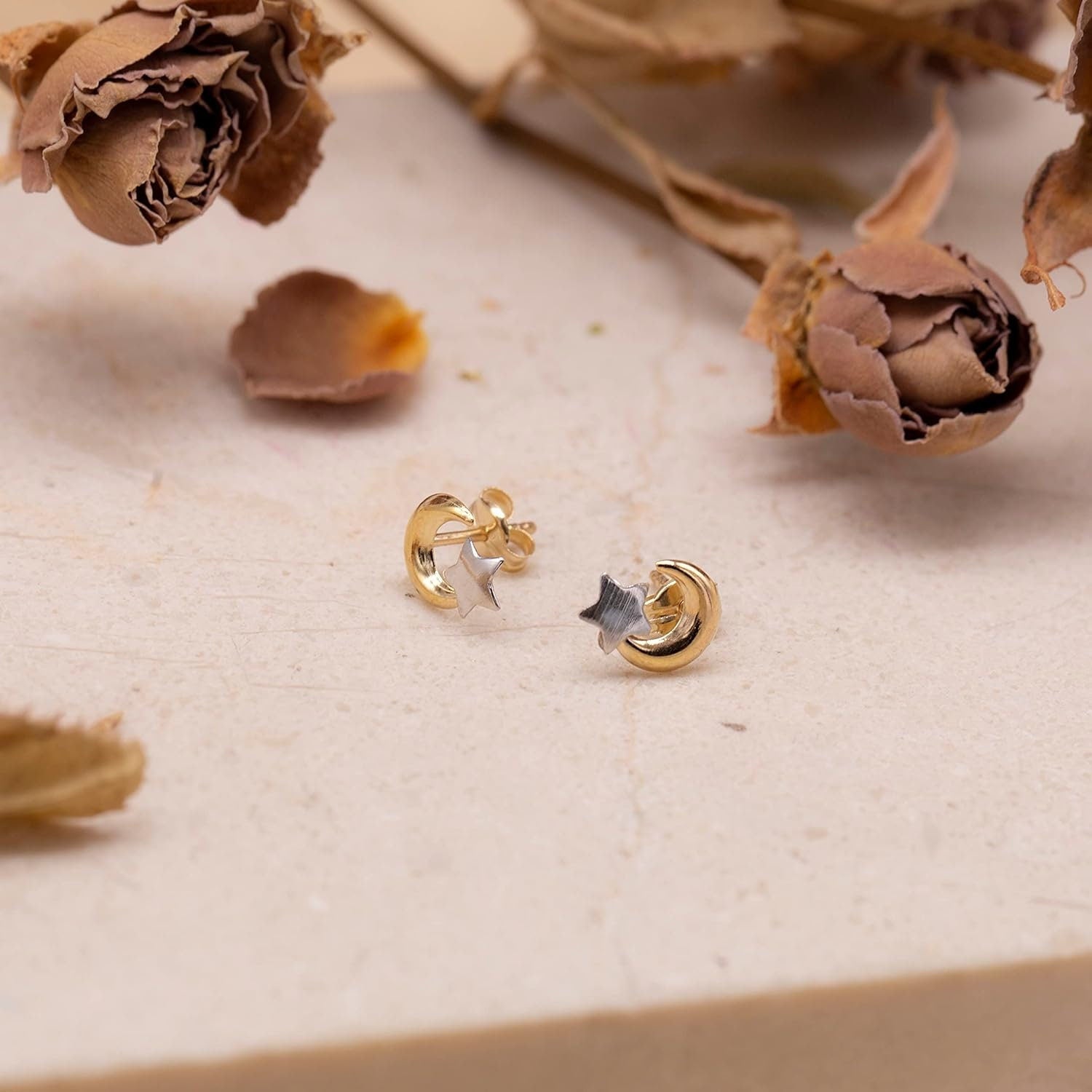 9ct Gold Moon and Star Stud Earrings - 8mm Size - 2-Colour Gold - Classic and Perfect for Everyday - Gift Box Included - Samuel Perry