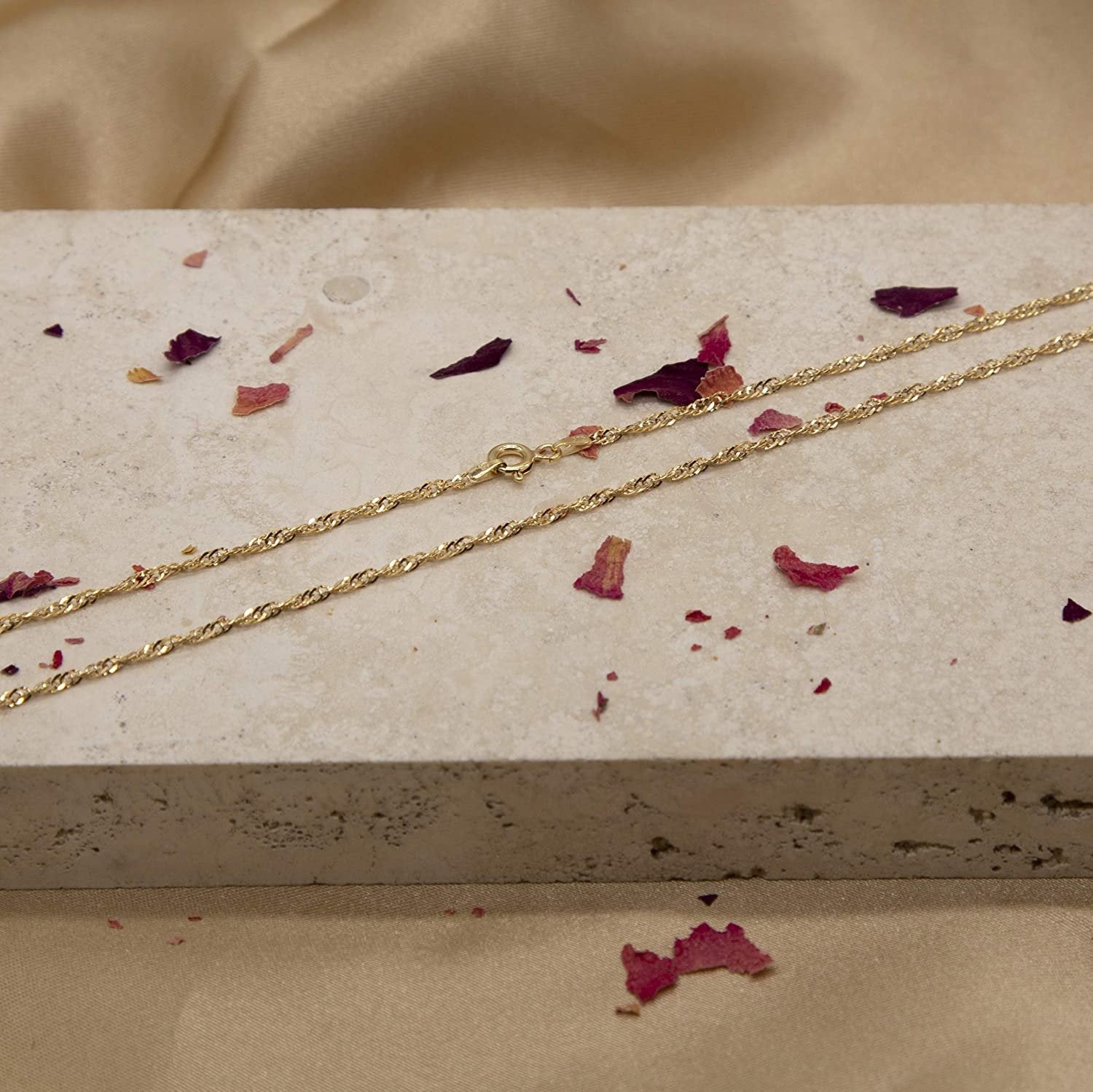 9ct Gold Singapore Chain, Women's, 2mm, 16"-24" - Gift Box Included - Samuel Perry