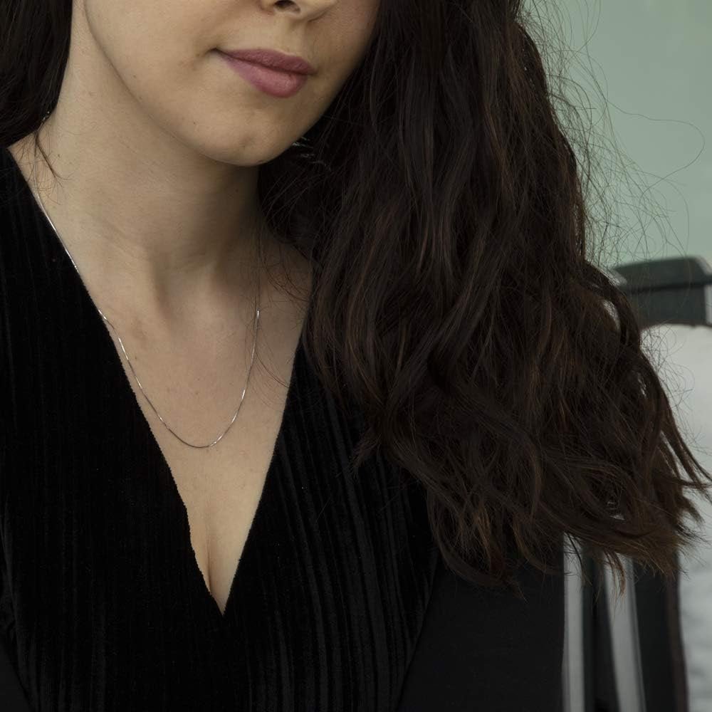 9ct White Gold Box Chain - 0.7mm - Samuel Perry