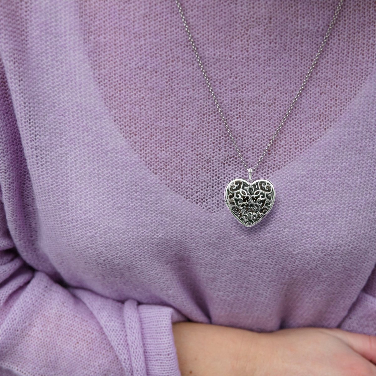 Embracing Heart Locket - Large - Samuel Perry
