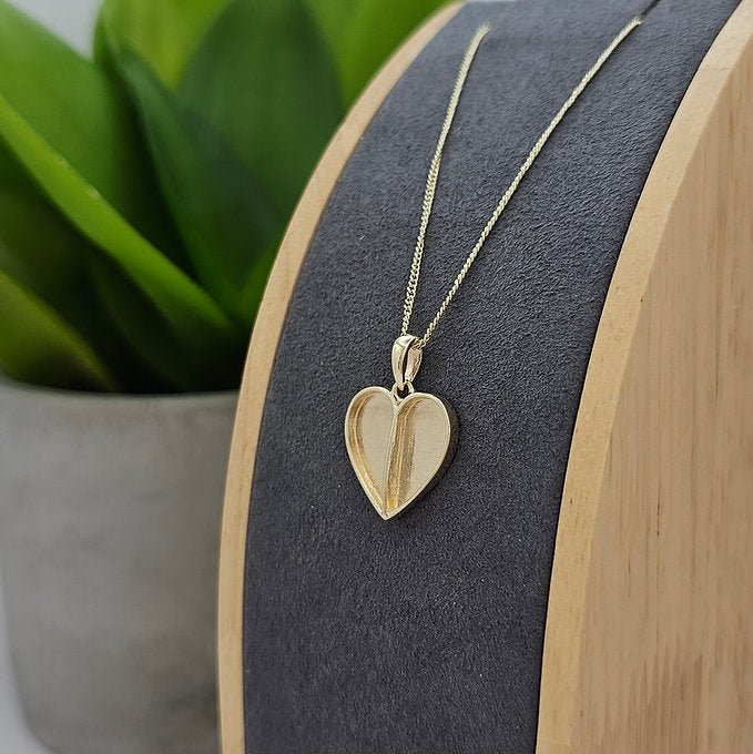 Heart Memorial Necklace in 9ct Yellow Gold - Samuel Perry