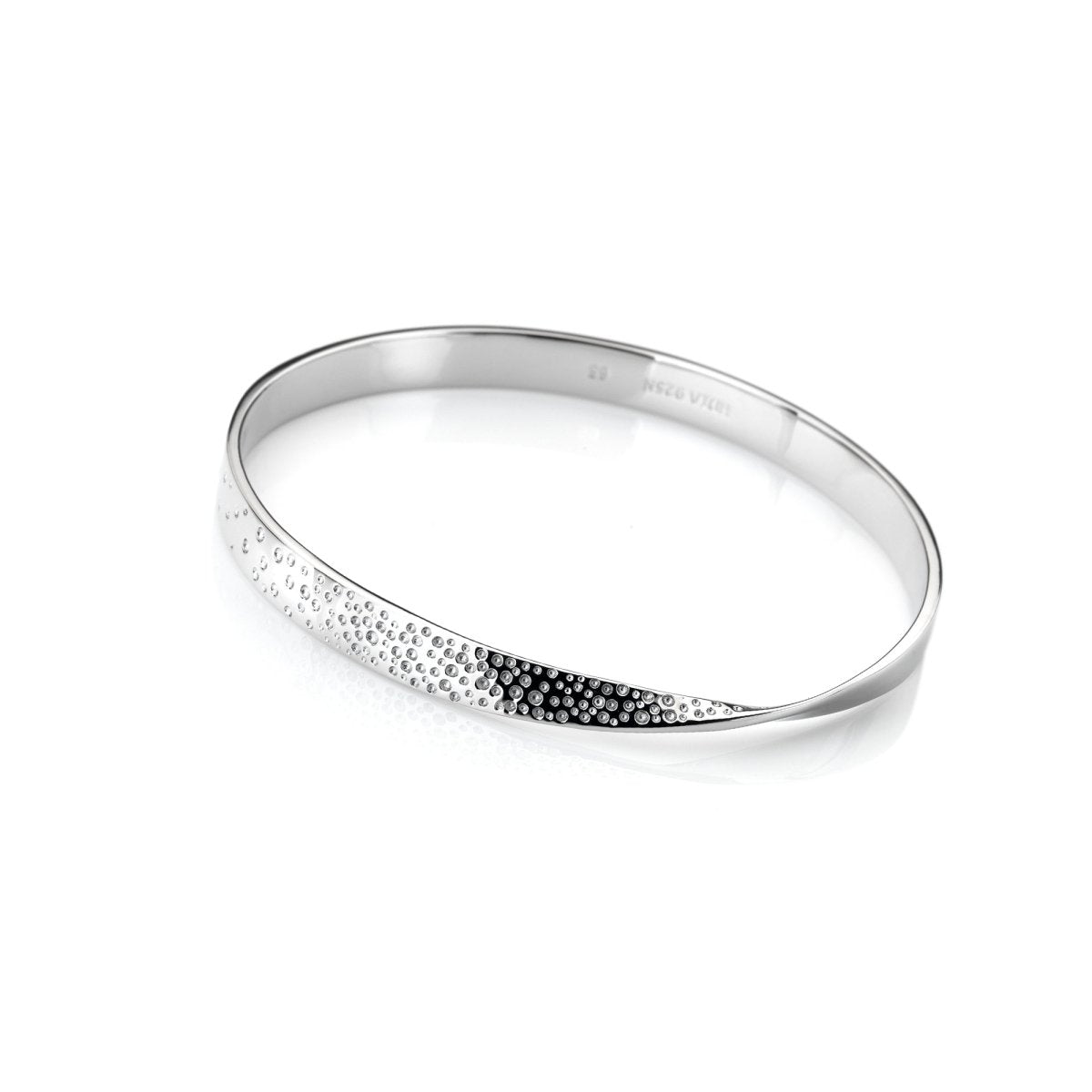 Quest Twist Bangle - Samuel Perry